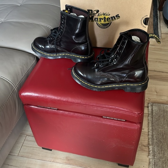 Dr Martens Cherry Red - Picture 2 of 4
